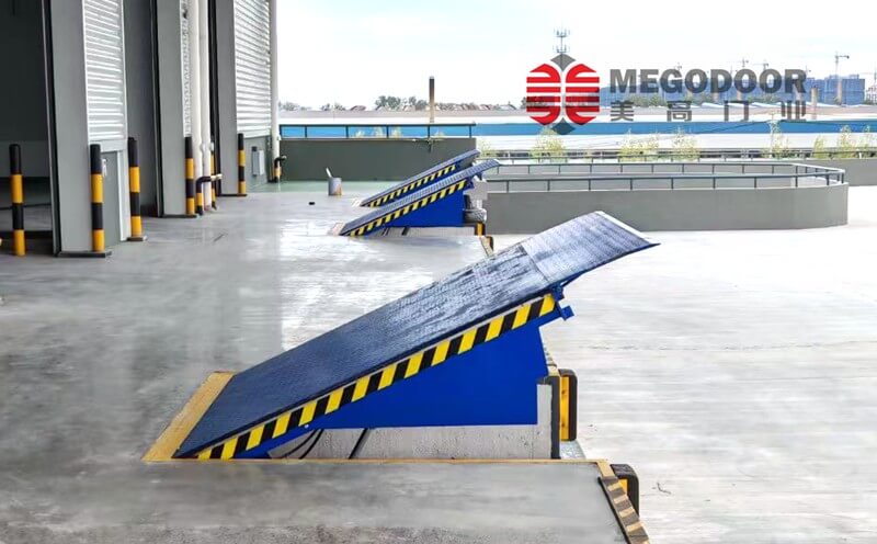 無錫物流月臺固定式裝卸平臺：構(gòu)建高效物流運輸?shù)臉屑~橋梁插圖1