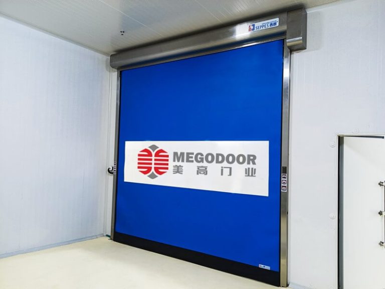 無錫食品醫(yī)藥廠房改造：防蟲快速卷簾門解決方案?縮略圖